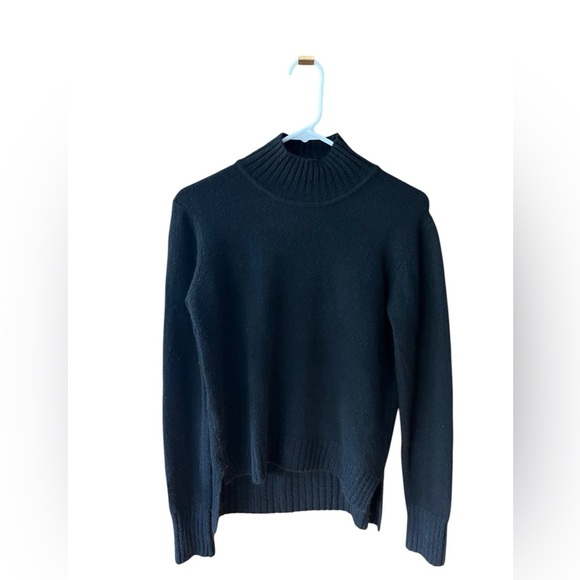Black Ribbed Mock Neck Sweater – Size Large - Picture 1 of 5